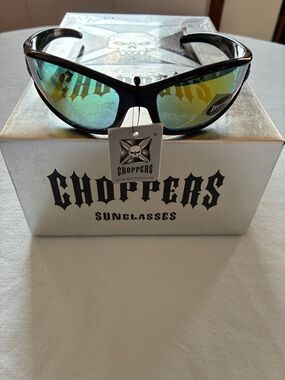 Choppers Men’s Black Frame Mirrored Blue-Green Lens Sunglasses